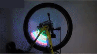 LED světla do výpletu kola