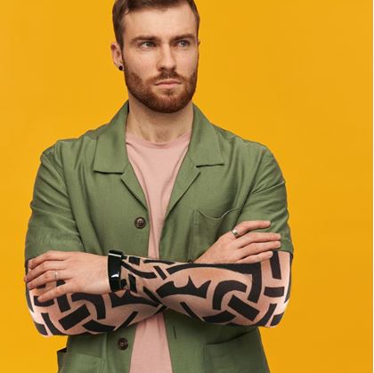 falešné tetování návleky na ruce