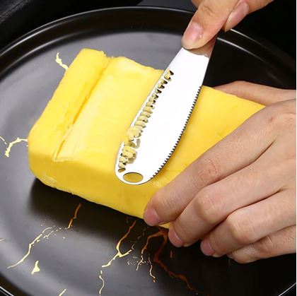 nůž na máslo