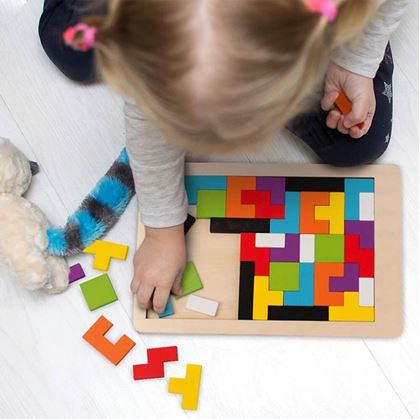 dřevěné puzzle pro děti