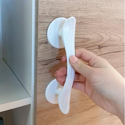 Nalepovací madlo na nábytek