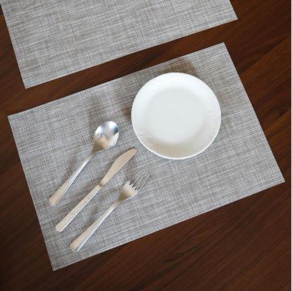 Obrázek z Barevné prostírání na stůl - krémové