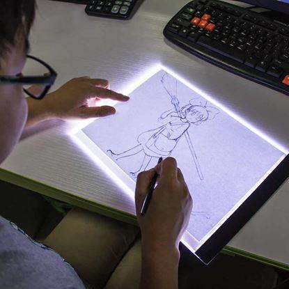 Obrázek Svítící LED deska na obkreslování