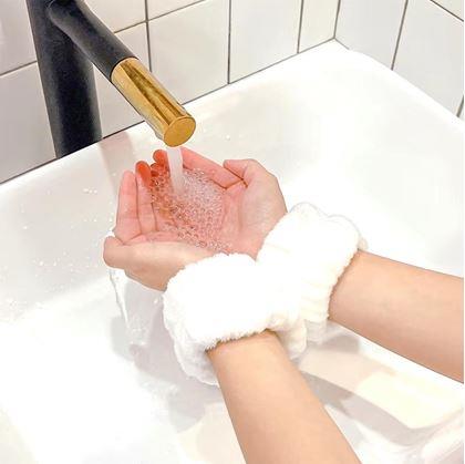 Obrázek z Sada náramků a čelenky na mytí obličeje