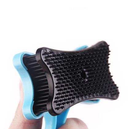 Obrázek z Samočistící vyčesávací kartáč na chlupy/srst