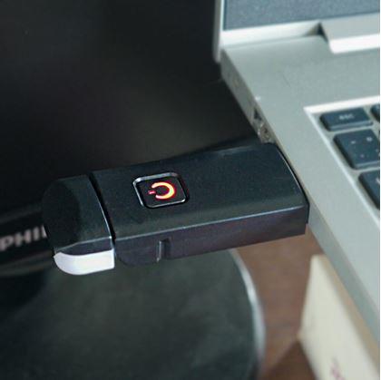 Obrázek z Skládací LED lampička na čtení s klipem