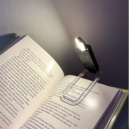 Obrázek z Skládací LED lampička na čtení s klipem