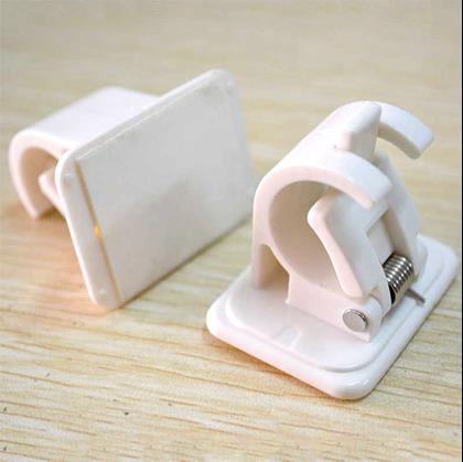 Obrázek z Nalepovací držáky na garnýže 2 ks