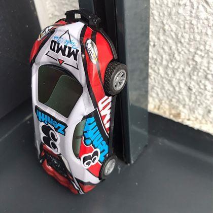 Obrázek z Kaskadérské skákací autíčko - bílo červené