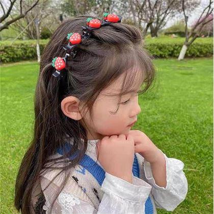 Obrázek z Dětská čelenka se sponkami - jahůdky