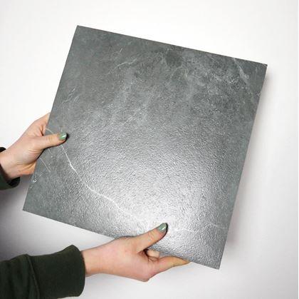 Obrázek z PVC samolepicí podlahové čtverce 30x30 cm - šedý mramor