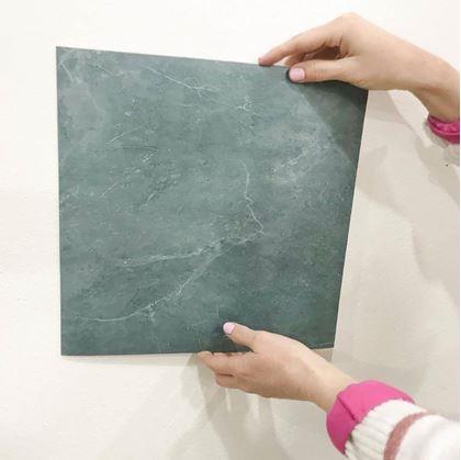 Obrázek z PVC samolepicí podlahové čtverce 30x30 cm - modro šedý mramor