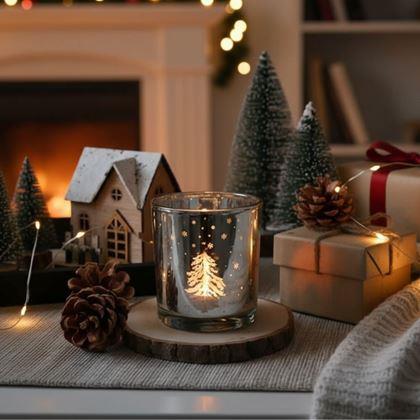 Obrázek z Skleněný vánoční svícen na čajovou svíčku - zimní les