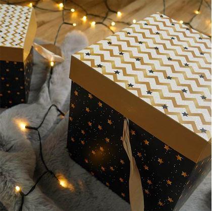 Obrázek z Dárková krabička 22 cm - hvězdy