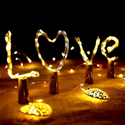 Obrázek z Světelný řetěz s korkem 2 m