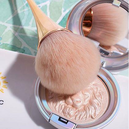 Obrázek z Štětec na pudr - zlatý