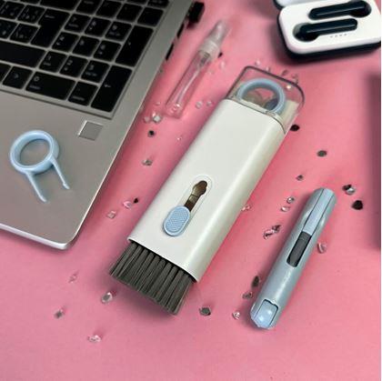 Obrázek z Multifunkční sada na čištění sluchátek a elektroniky 7v1