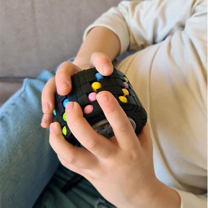 Obrázek z Otočný hlavolam pneumatika