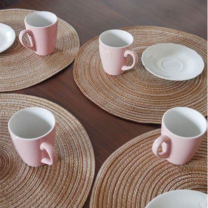 Obrázek z Kulaté prostírání na stůl - světle hnědé