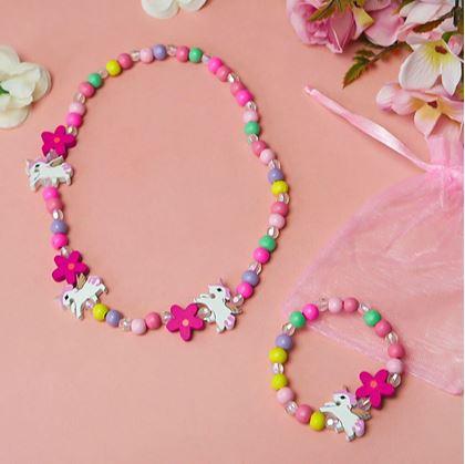 Obrázek z Sada náhrdelník a náramek z dřevěných korálků