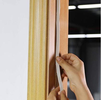 Obrázek z Samolepící těsnění do oken a dveří - bílé