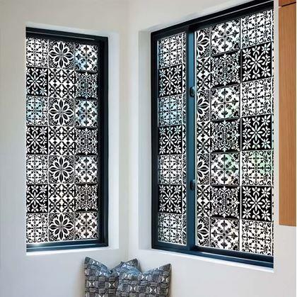 Obrázek z Ozdobná fólie na okno - vintage mozaika