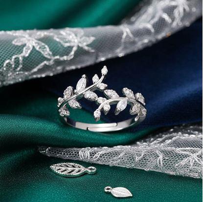 Obrázek Elegantní prstýnek s nastavitelnou velikostí