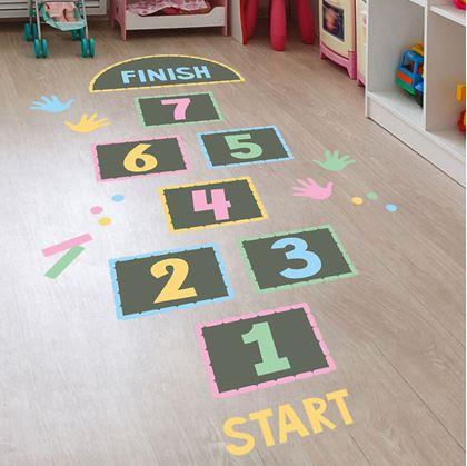 Obrázek z Samolepky na podlahu - skákací panák