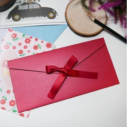 Obrázek z Dárková obálka se stuhou - červená
