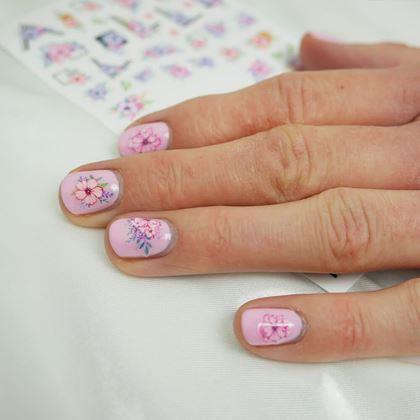 Obrázek z Sada samolepek na nehty - 71 ks květy