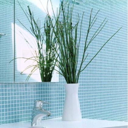 Obrázek z Skleněná mozaika na mřížce 30 x 30 cm - světle modrá