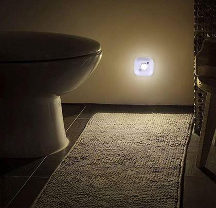 Obrázek z Noční LED světlo na baterie se senzorem pohybu