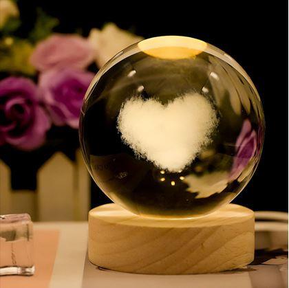 Obrázek z  LED svítící skleněná koule - srdce