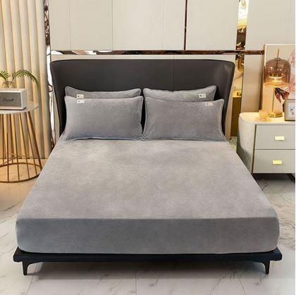 Obrázek z Mikroplyšové prostěradlo 180 x 200 cm - světle šedé