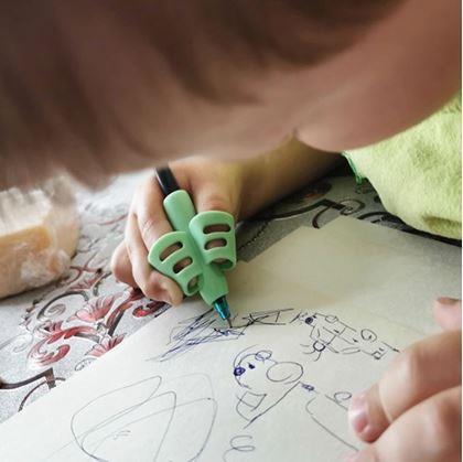 Obrázek z Pomůcka na správné držení tužky 3 ks