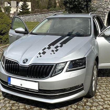 Obrázek z Samolepka na auto - pruhy - přerušované černé
