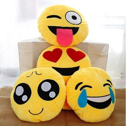 Obrázek z Emoji polštář - zamilovaný